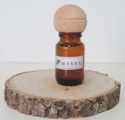 MİSSİ 20 ML TAŞINABİLİR AHŞAP KAPAKLI DARK AMBER ODA KOKUSU