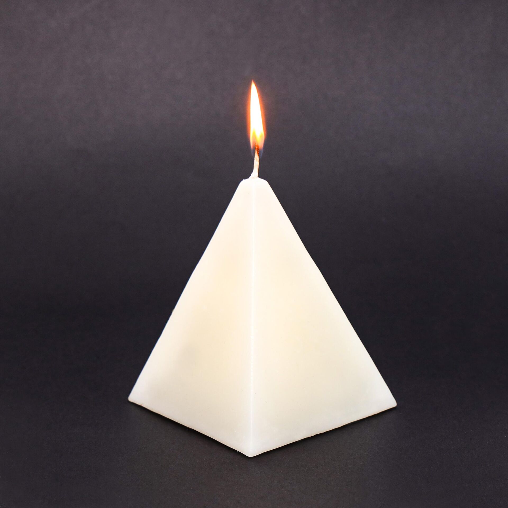 Dekoratif Ekru Piramit Mum
