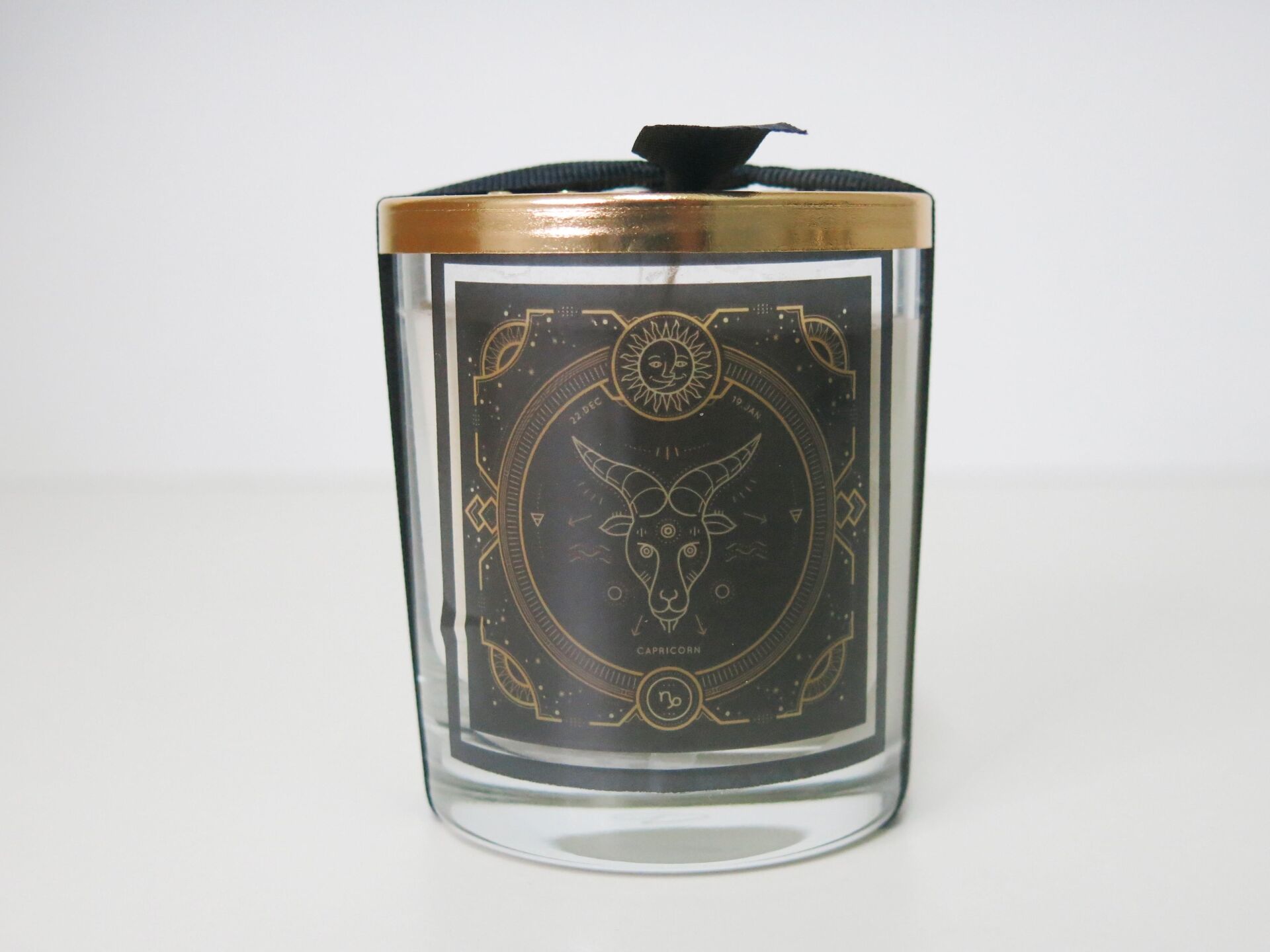 Kapaklı Oğlak Burcuna Özel Vegan Mum (140 gr)