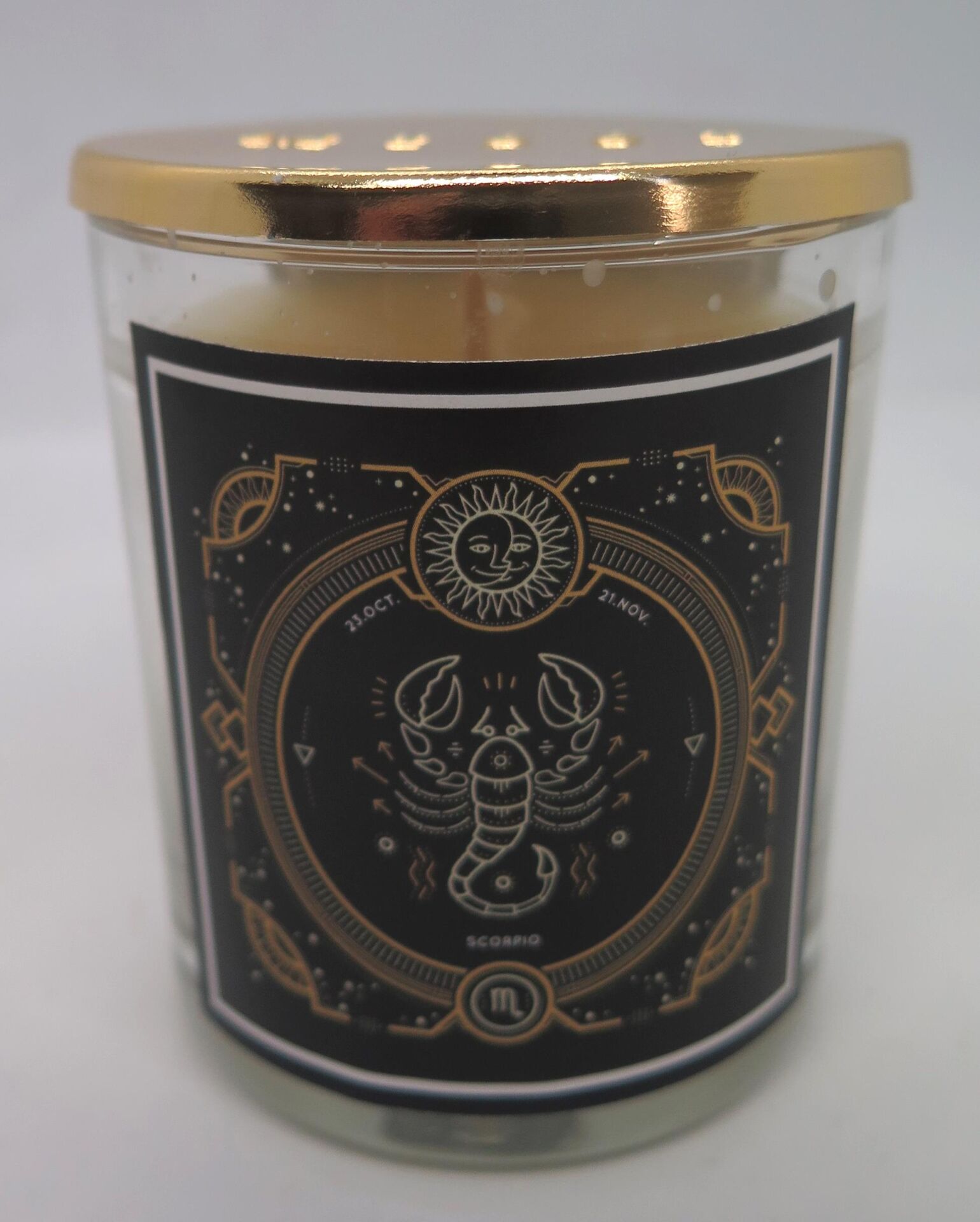 Kapaklı Akrep Burcu Kokulu Vegan Mum(140 gr)