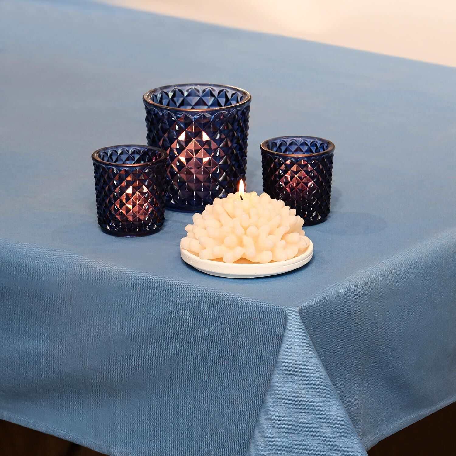 Mavi Pamuklu Masa Örtüsü (140x180)