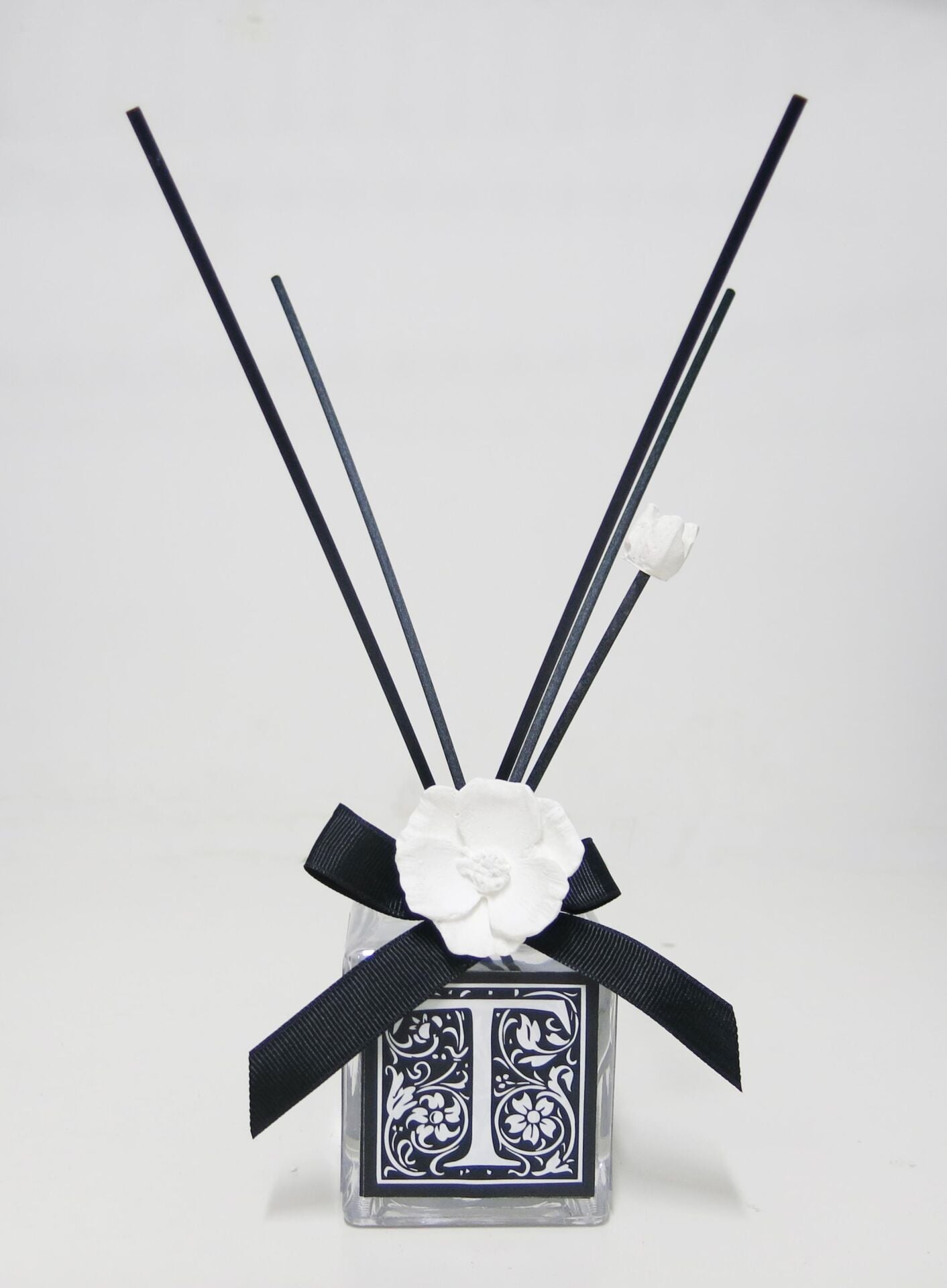 100 cc T Harfi Yasemin Sandal Oda Kokusu