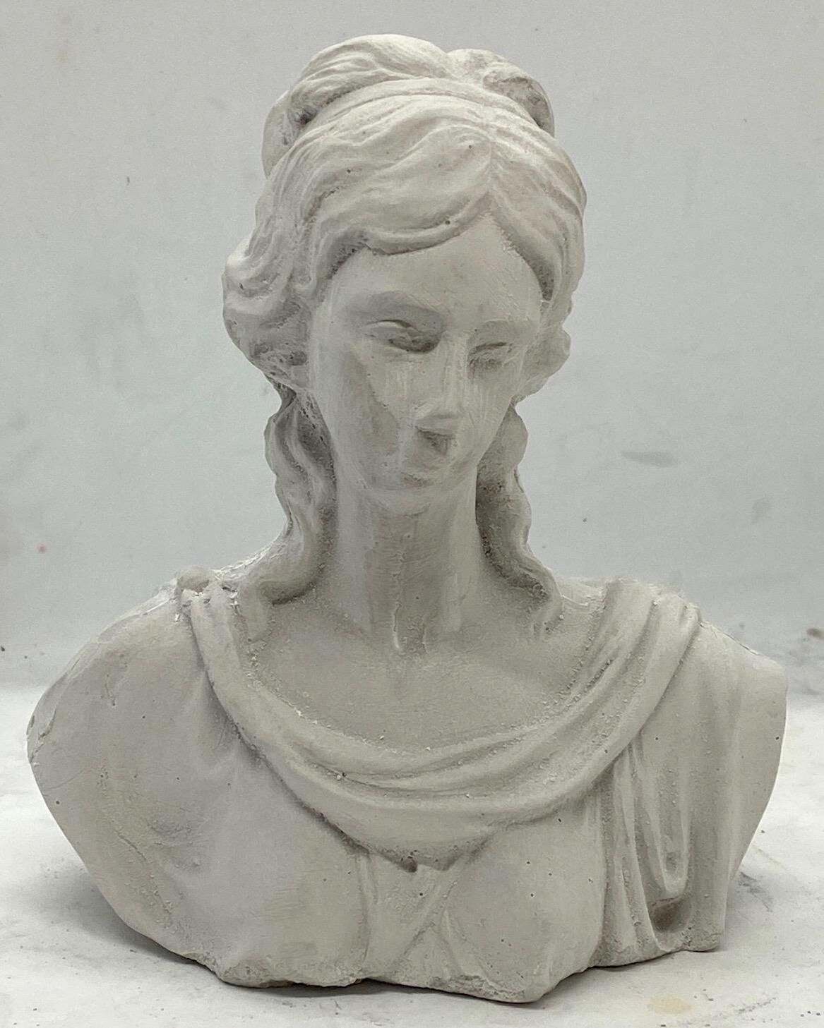 GRİ PAÇULİ KOKULU OPHELIA BÜST HEYKEL