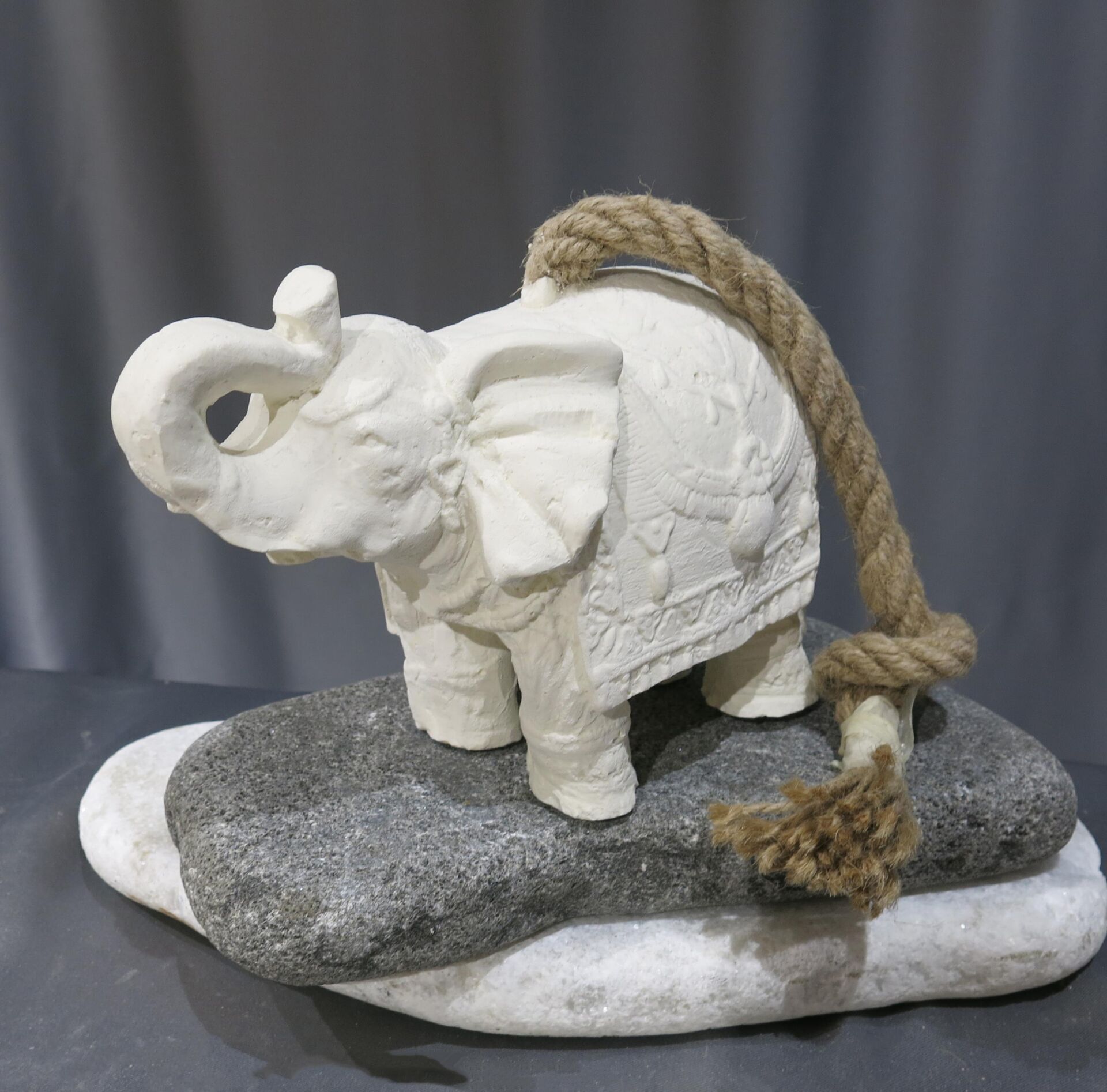 Black Vanilya Kokulu Dekoratif Ekru Fil Kapı Stopperi/Masaüstü obje