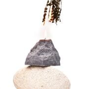 Dekoratif Gri Doğal Kaya Taşı Mum (11 cm)