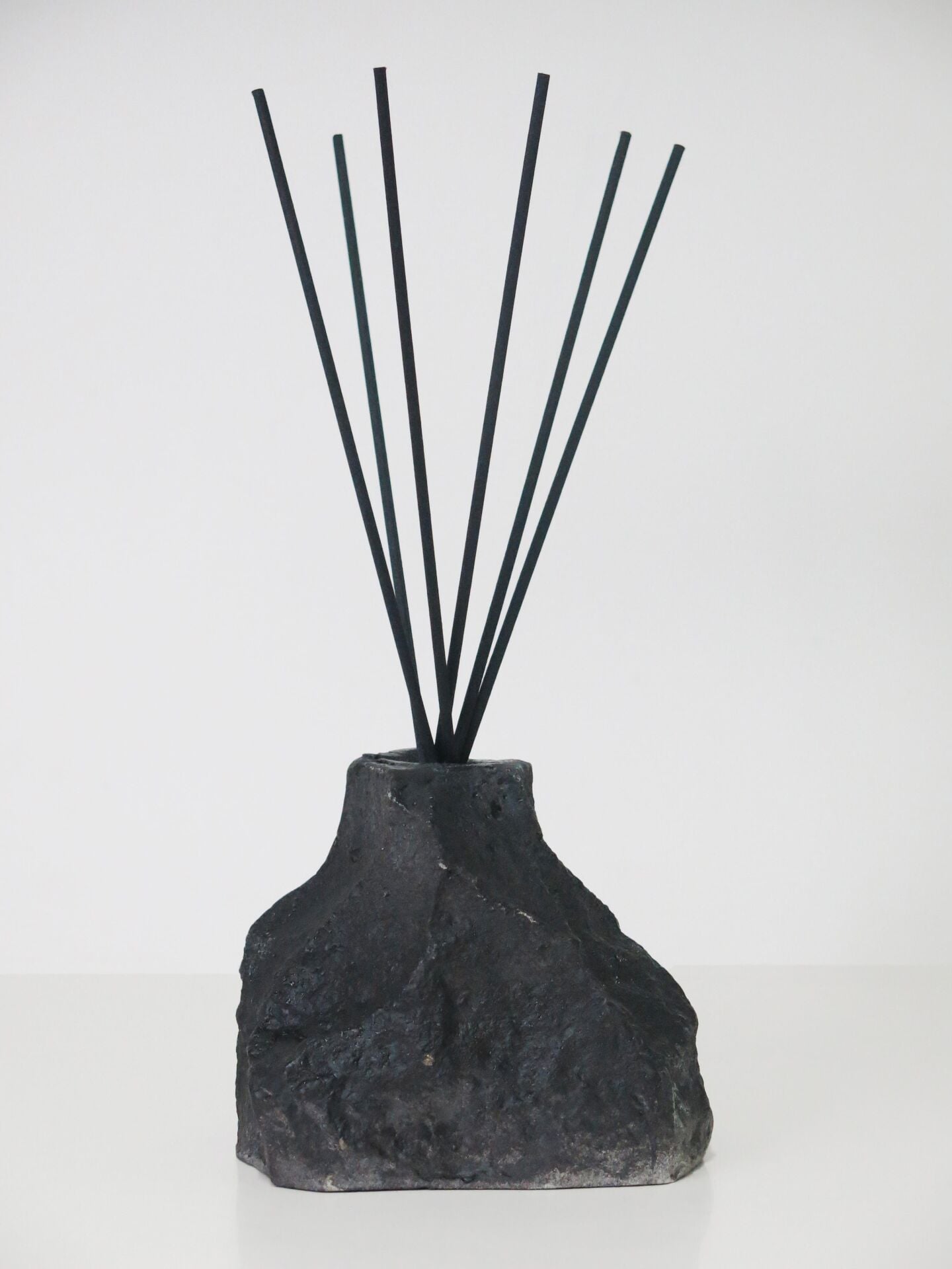 100 ml Gri Doğal Kaya Taşı Black Vanilya Oda Kokusu