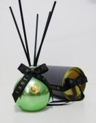 Özel Kutulu 230 cc Parlak Açık Yeşil Şişe Apple&Cinnamon Oda Kokusu Hediye Seti