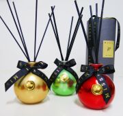 Özel Kutulu 230 cc Parlak Açık Yeşil Şişe Apple&Cinnamon Oda Kokusu Hediye Seti