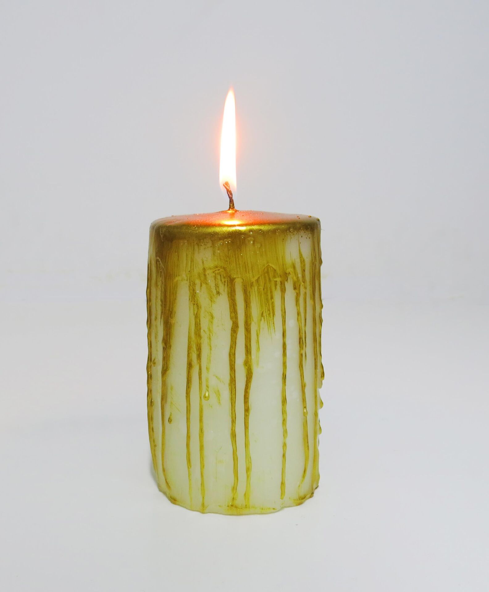 Gold Akıtma Efektli 7x11 Blok Mum