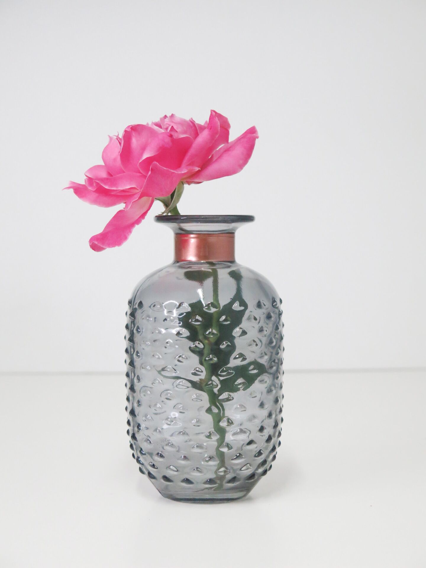 Bakır Boyunlu Antrasit Cam Vazo (15 cm)