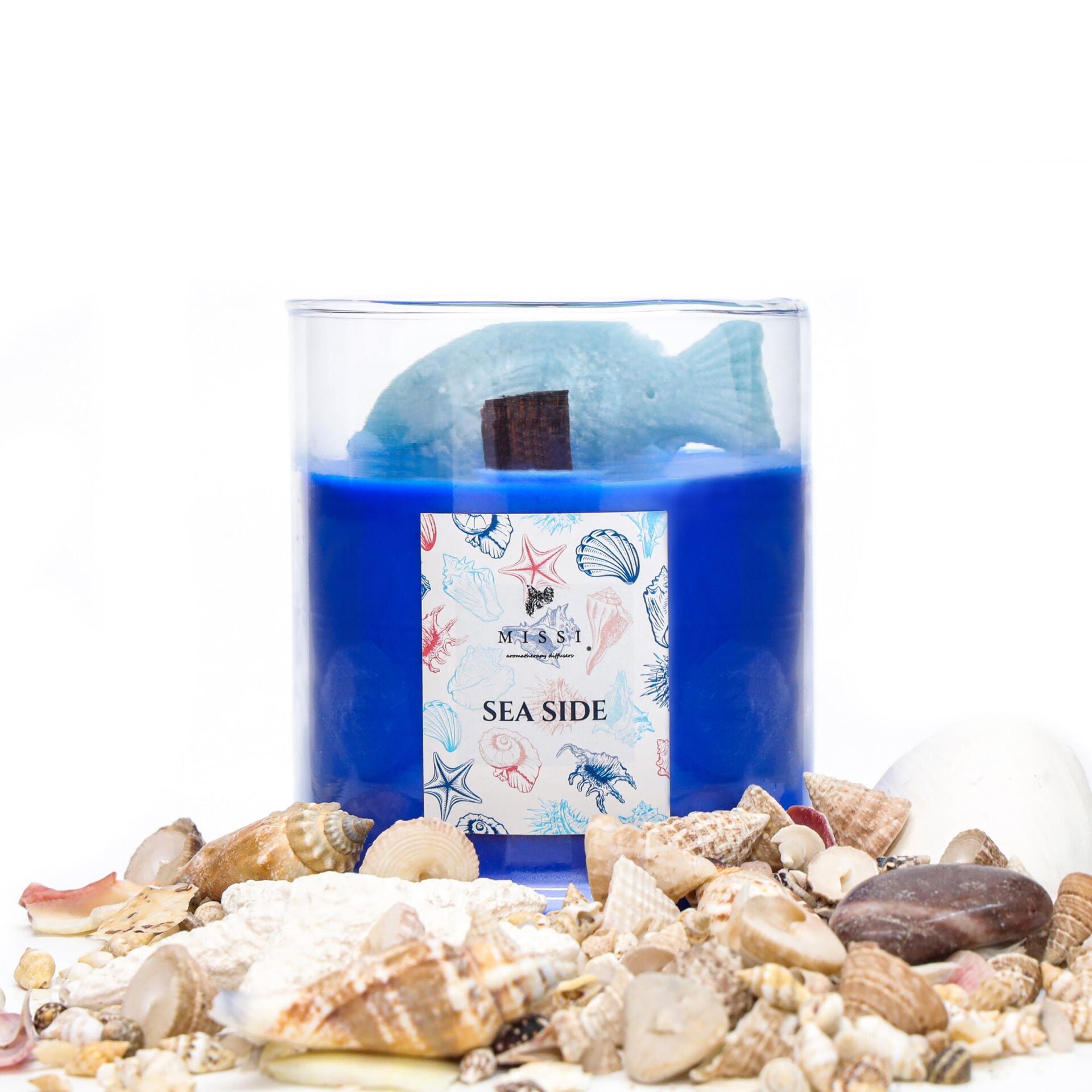 Büyük Üfleme Cam Balık Dekorlu Saks Mavisi Ocean Breeze Kokulu Vegan Mum (380 gr)