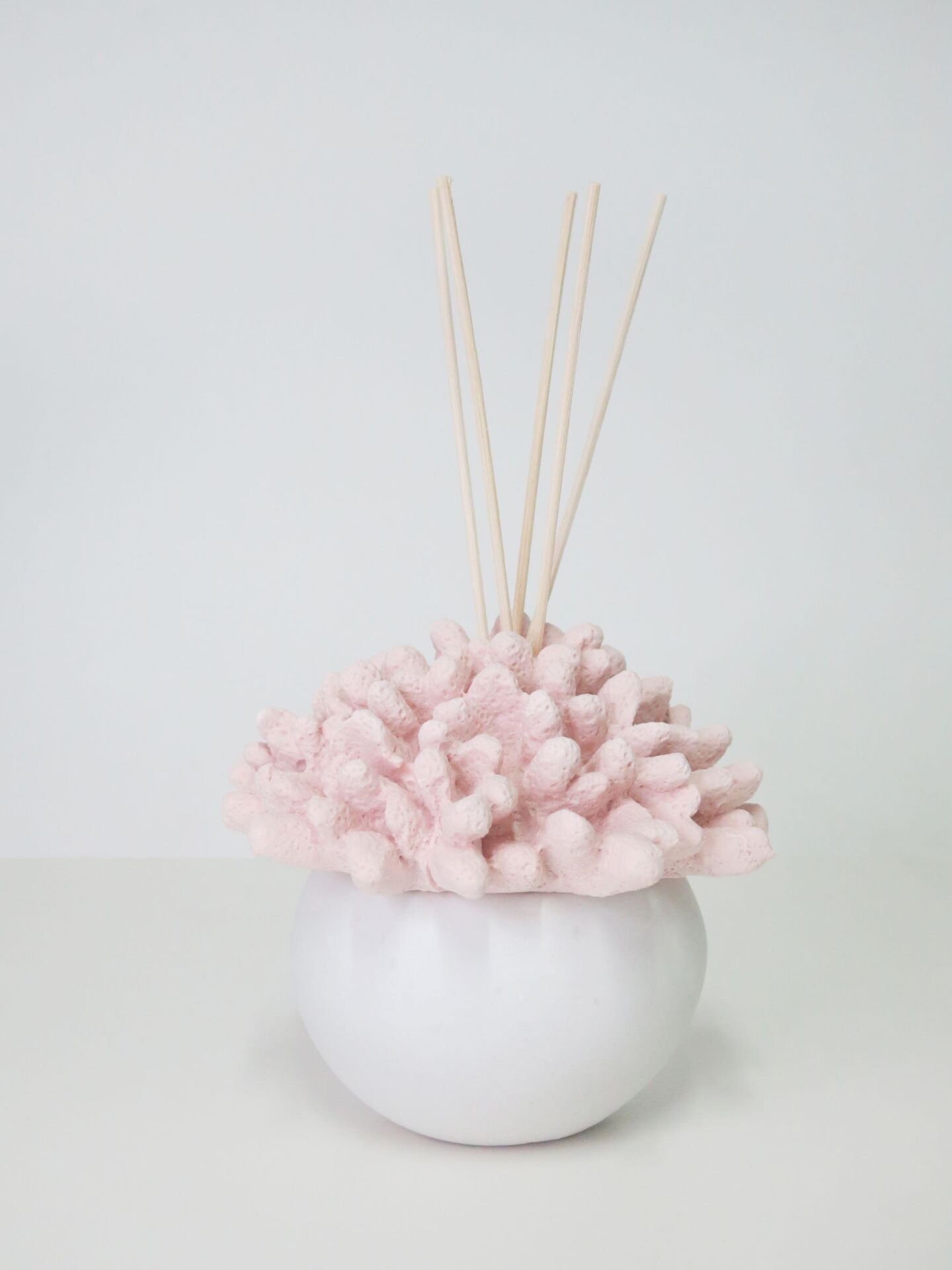 Taştan Seramik 75 ml Pembe Mercan Taşlı White Jasmine Oda Kokusu