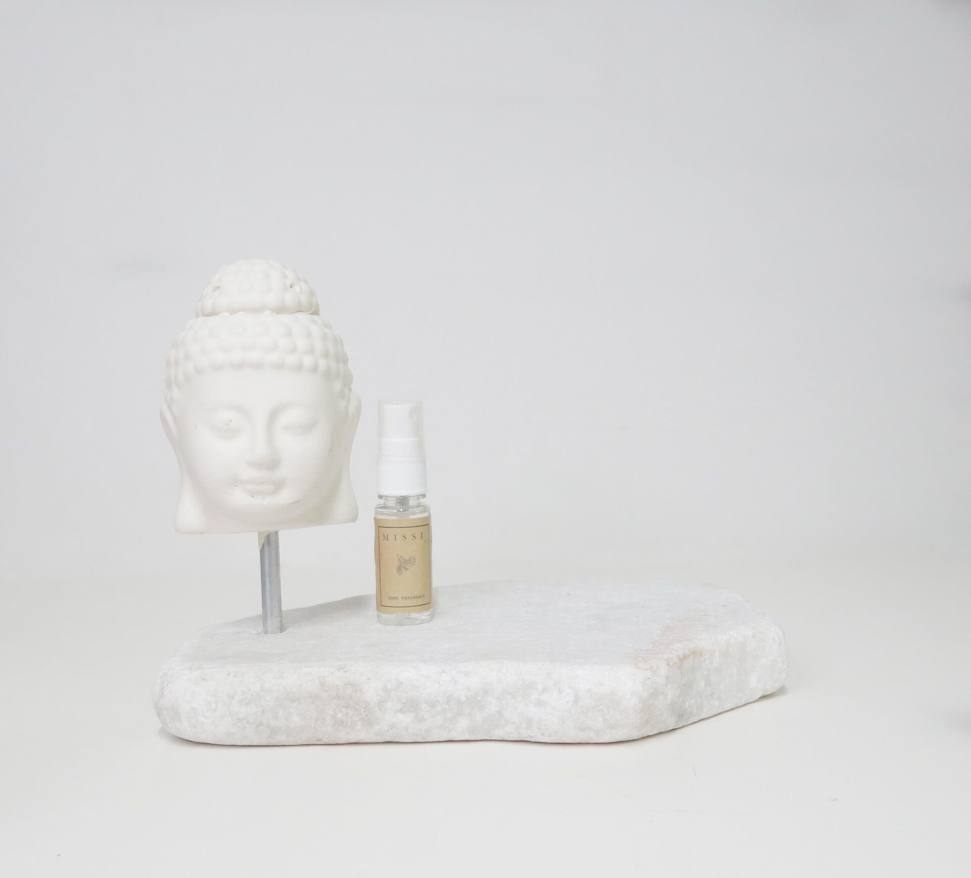 Mystic Buddha Kokulu Buddha Objeli Naturel Ekru Mermer Kaide