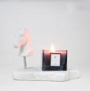 Black Vanilya Kokulu At Objeli Naturel Ekru Mermer Kaide