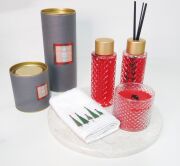 Kristal Bardak Spice Orange Kokulu Çıtırtılı Kırmızı Vegan Mum (Özel Kutulu)