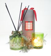 Özel Kutulu Yeşil Kristal Şişe Apple Cınnamon Oda Kokusu ve Mumluk Hediye Seti