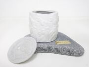 MİSSİ MERMER KAİDELİ MASÜSTÜ AT RÖLYEFLİ GRİ ŞÖMİNE