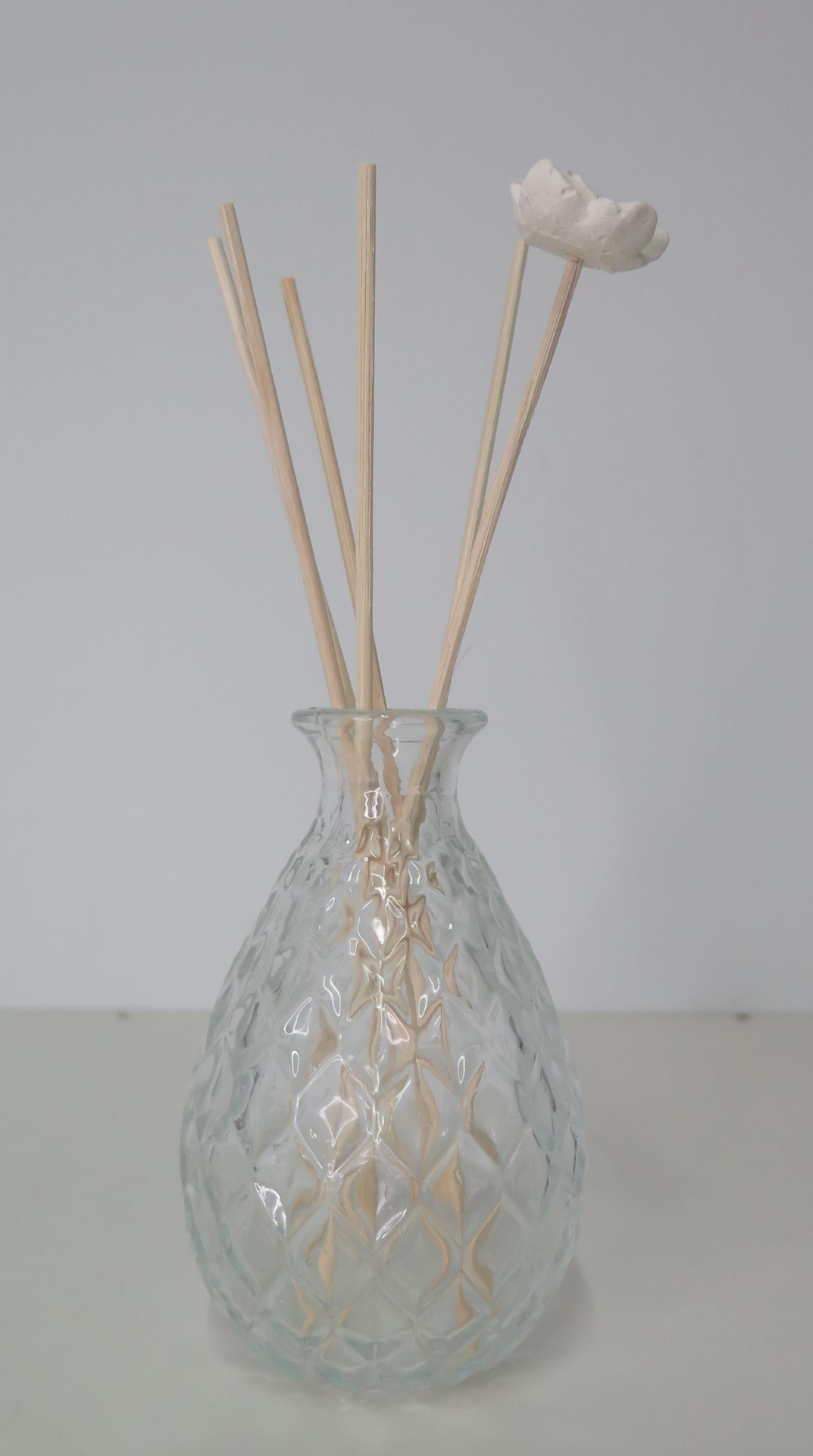 MİSSİ 200 CC RÖLYEF CAM ŞİŞE YASEMİN SANDAL ODA KOKUSU