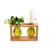 Masif Ahşap Standlı Yeşil Cam Yasemin Sandal Oda Kokusu ve Vazo Seti