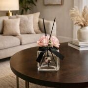 Luxury Floral Oud Vanilya Oda Kokusu