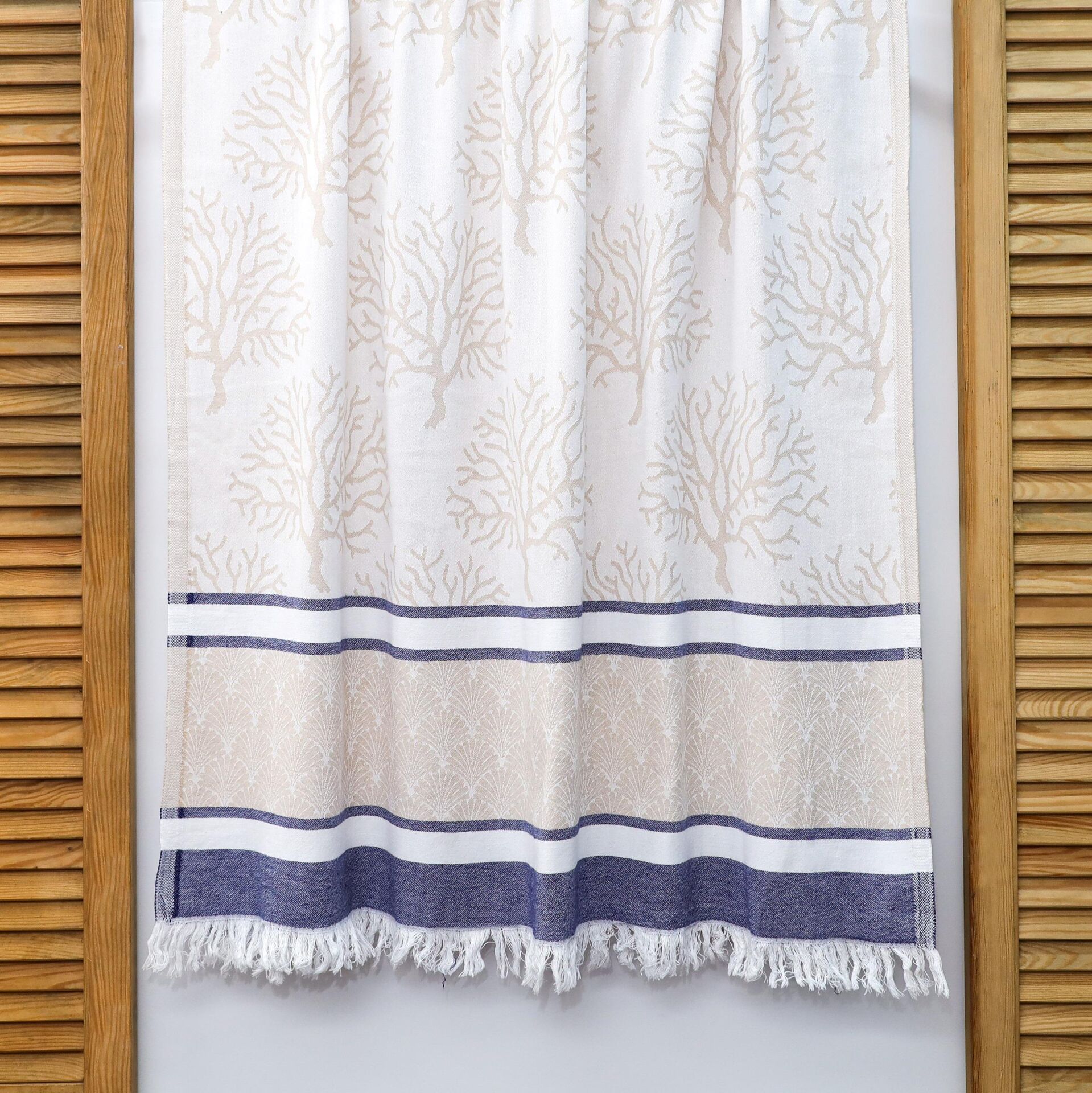 Lacivert Şeritli Mercan Jakarlı Bej Pamuk Peştemal