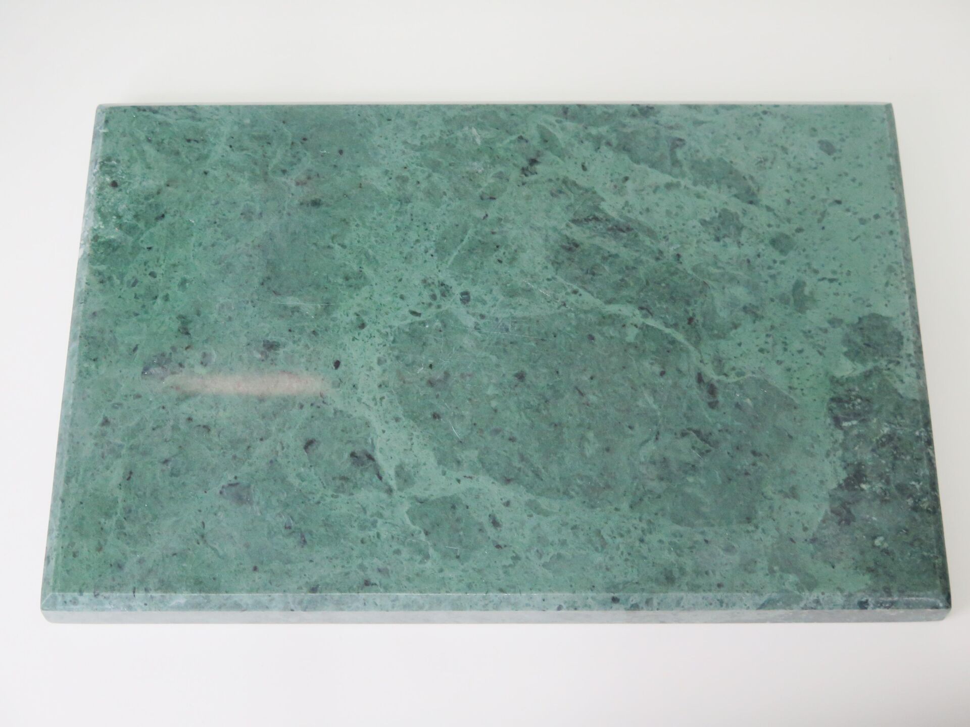 ÖZEL PAH KESİM BÜYÜK DEKORATİF YEŞİL DOĞAL MERMER TAŞ